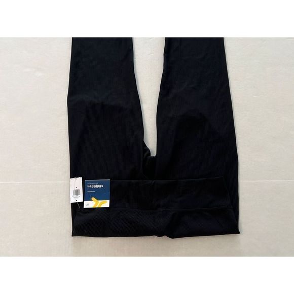 Old Navy Sz M Powersoft Extra High Rise Black Full Length Ribbed Leggings $60 - Picture 3 of 9